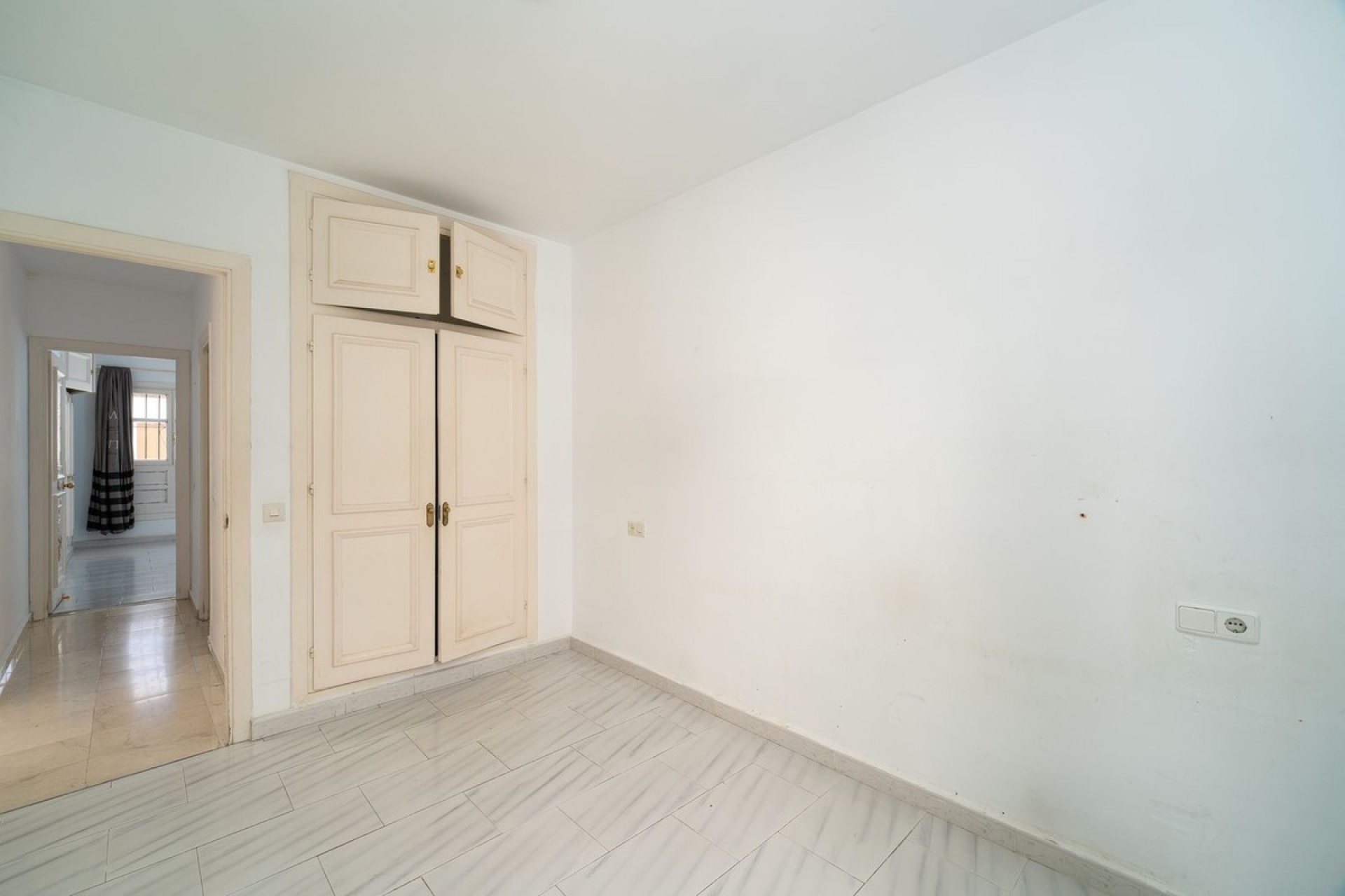 Wiederverkauf - apartment - Estepona - Benamara