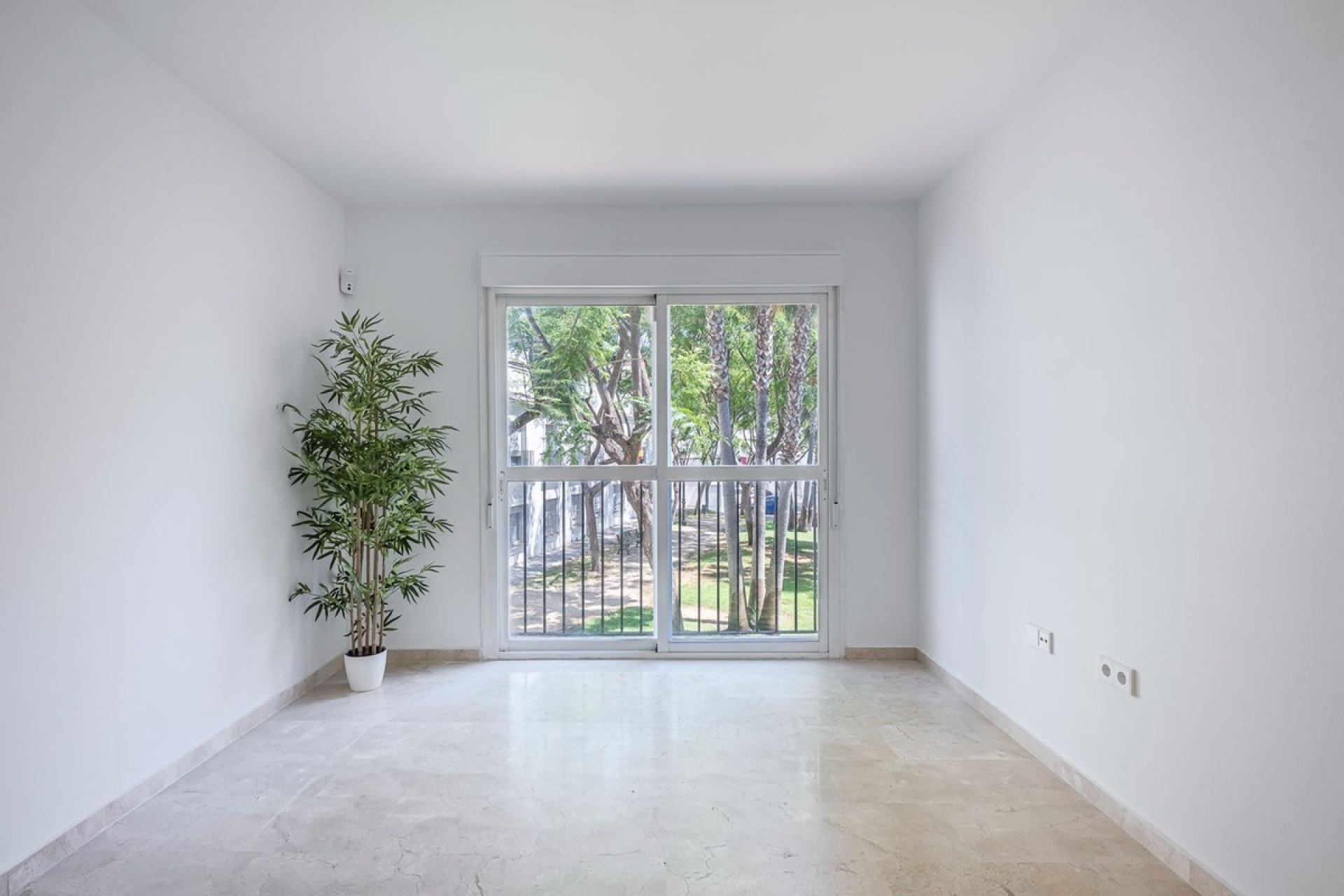 Wiederverkauf - apartment - Estepona - Cancelada