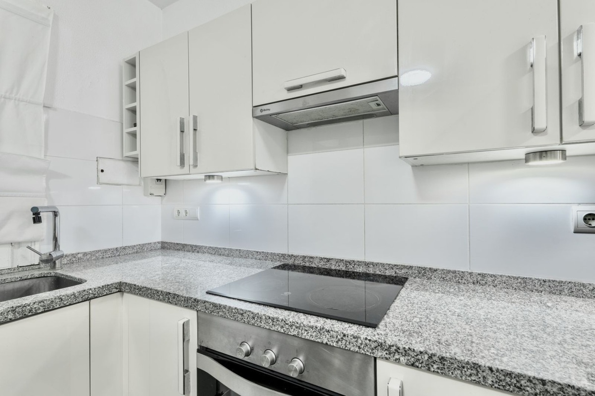 Wiederverkauf - apartment - Estepona - Cancelada