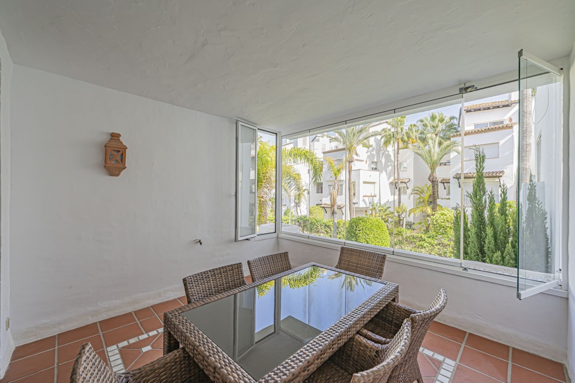 Wiederverkauf - apartment - Estepona - Costalita