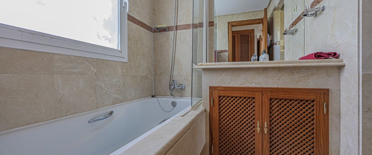 Wiederverkauf - apartment - Estepona - Costalita