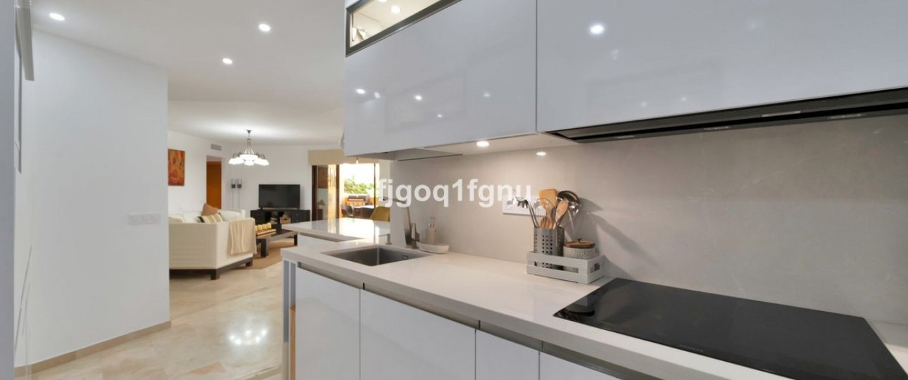 Wiederverkauf - apartment - Estepona - Costalita