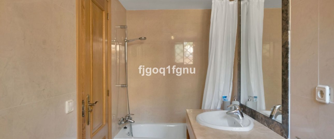 Wiederverkauf - apartment - Estepona - Costalita