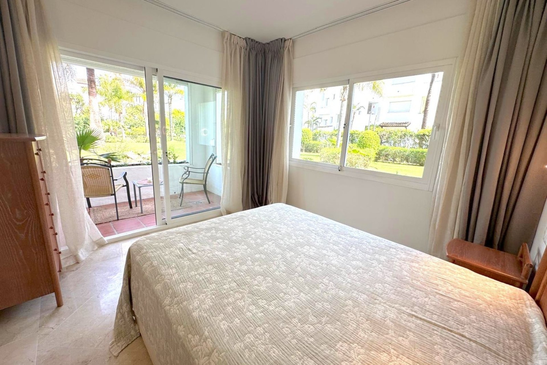 Wiederverkauf - apartment - Estepona - Costalita