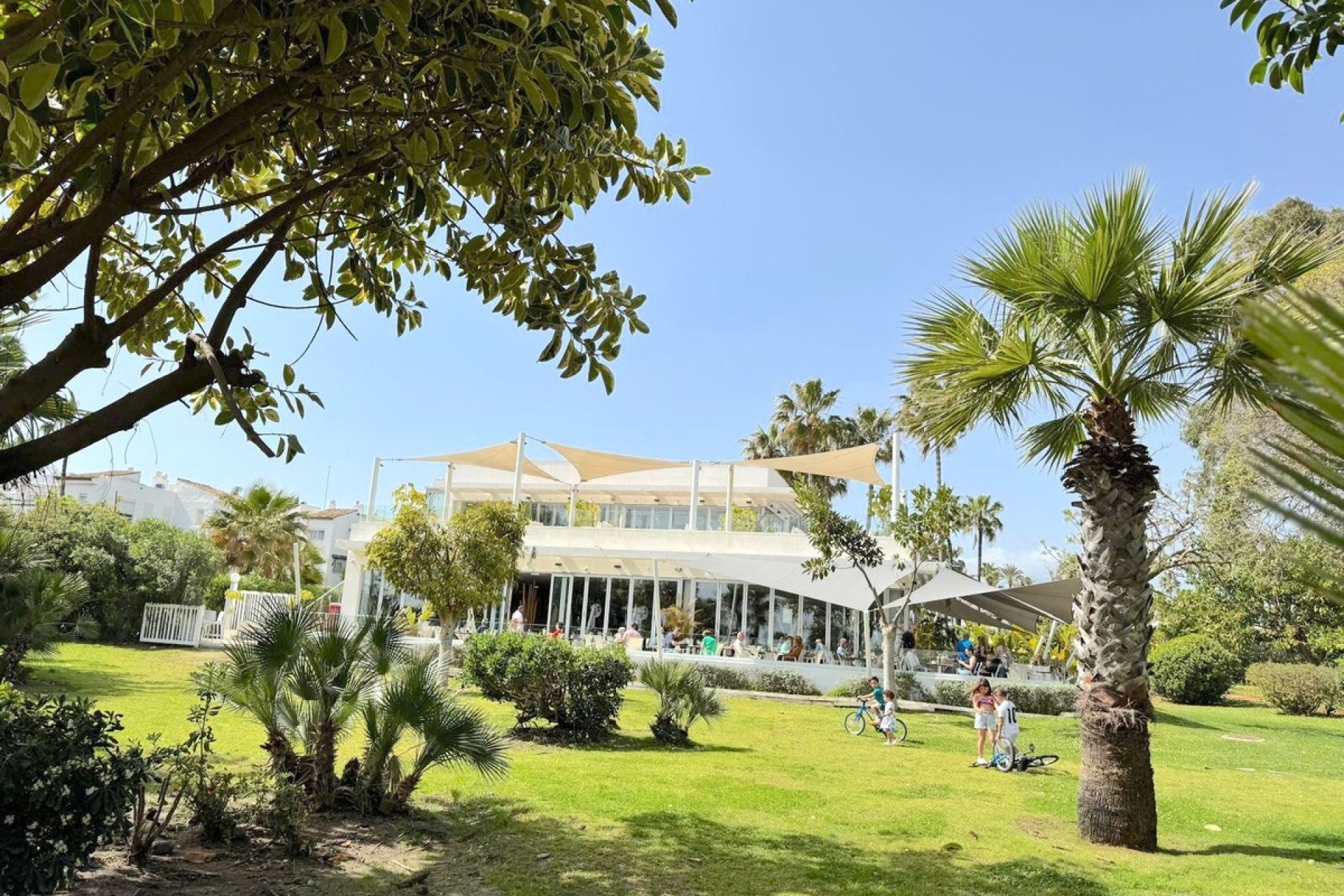 Wiederverkauf - apartment - Estepona - Costalita