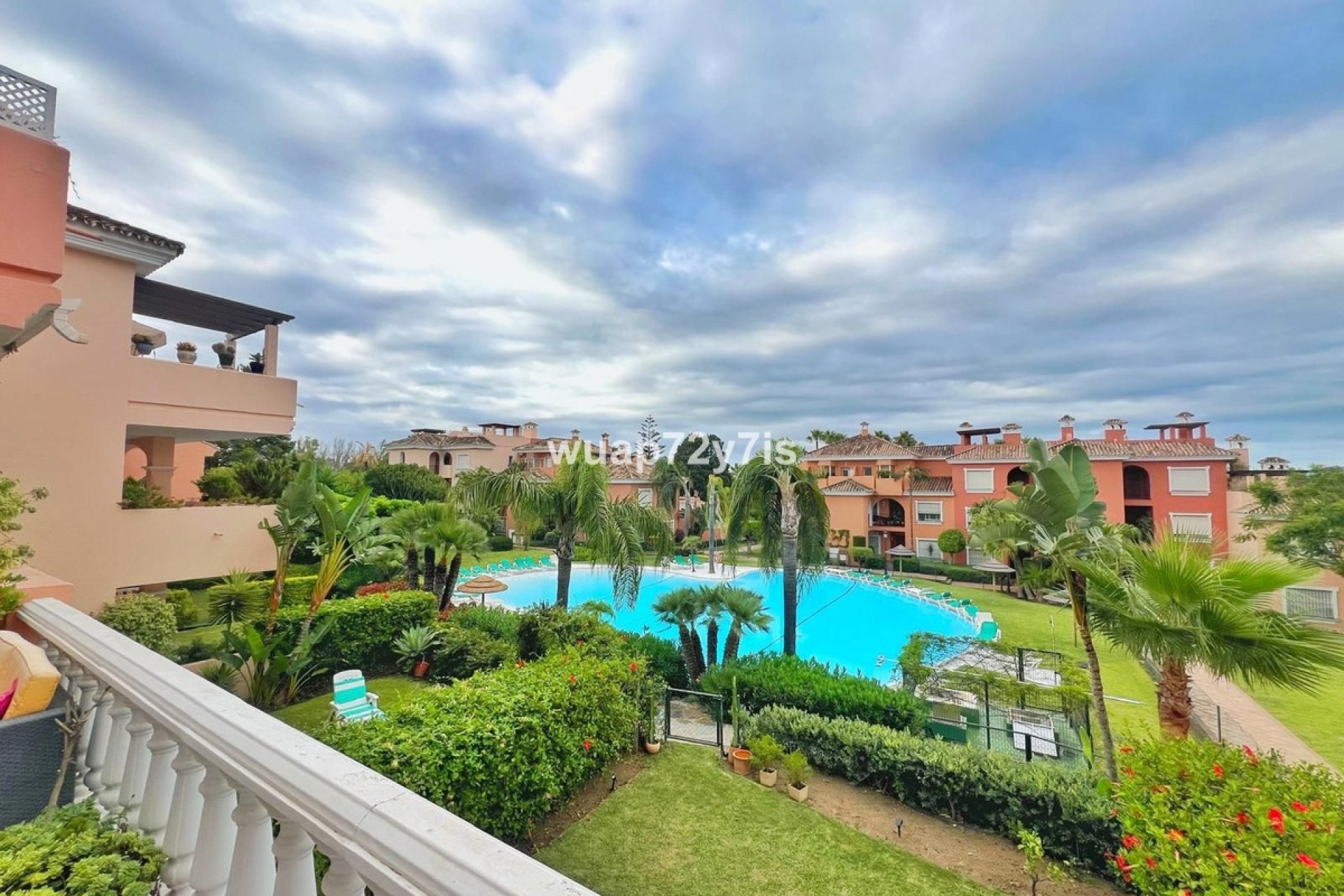 Wiederverkauf - apartment - Estepona - Costalita