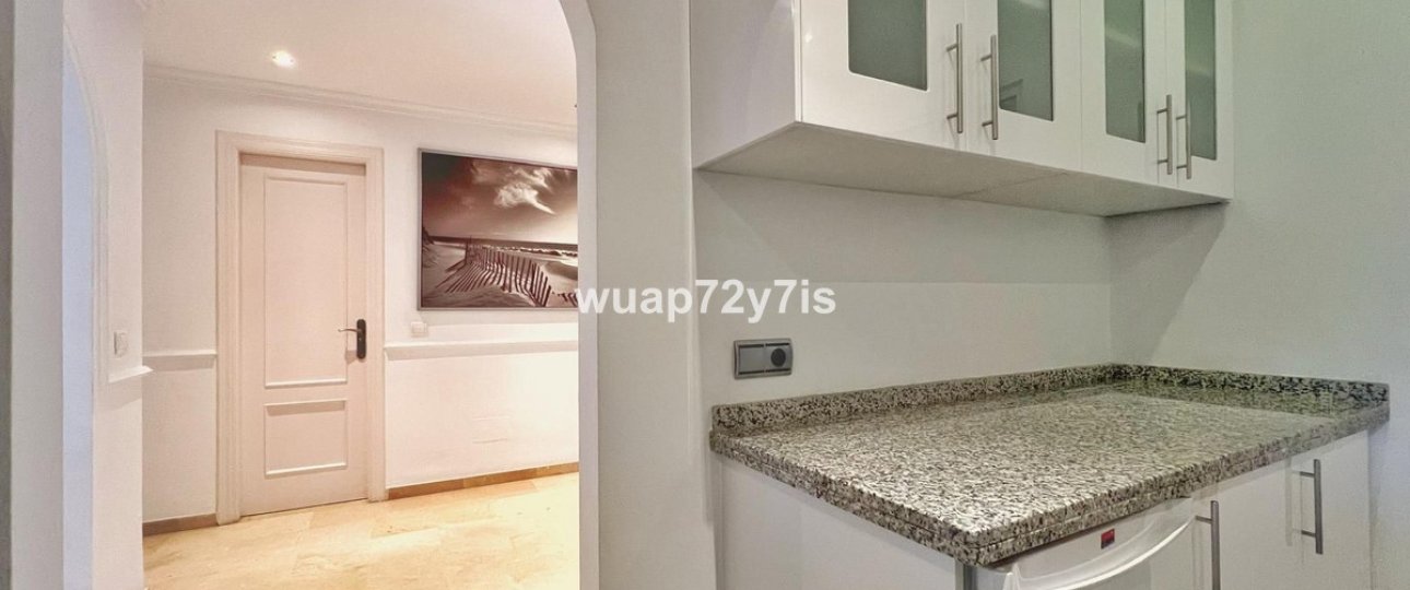 Wiederverkauf - apartment - Estepona - Costalita