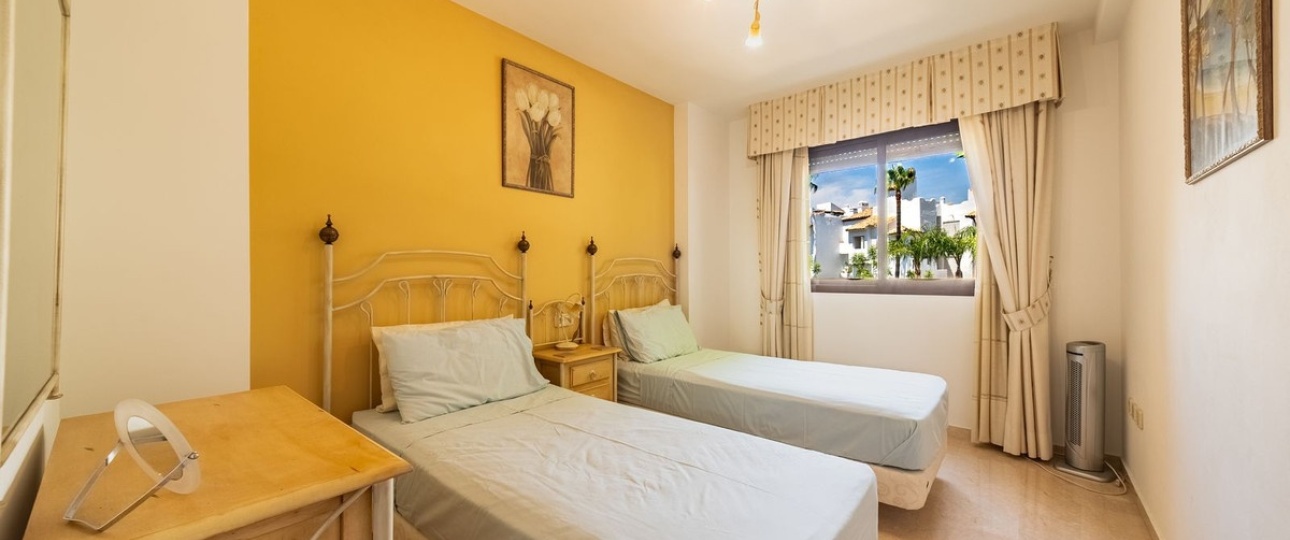 Wiederverkauf - apartment - Estepona - Costalita