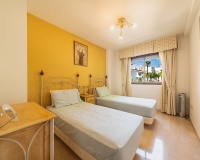 Wiederverkauf - apartment - Estepona - Costalita