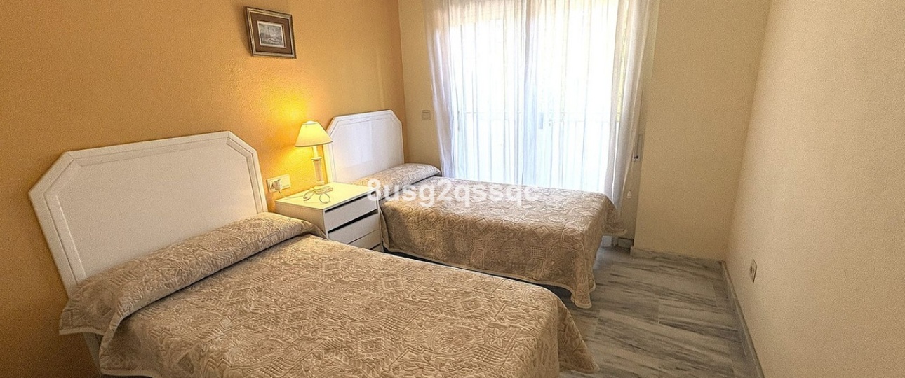 Wiederverkauf - apartment - Estepona - Costalita