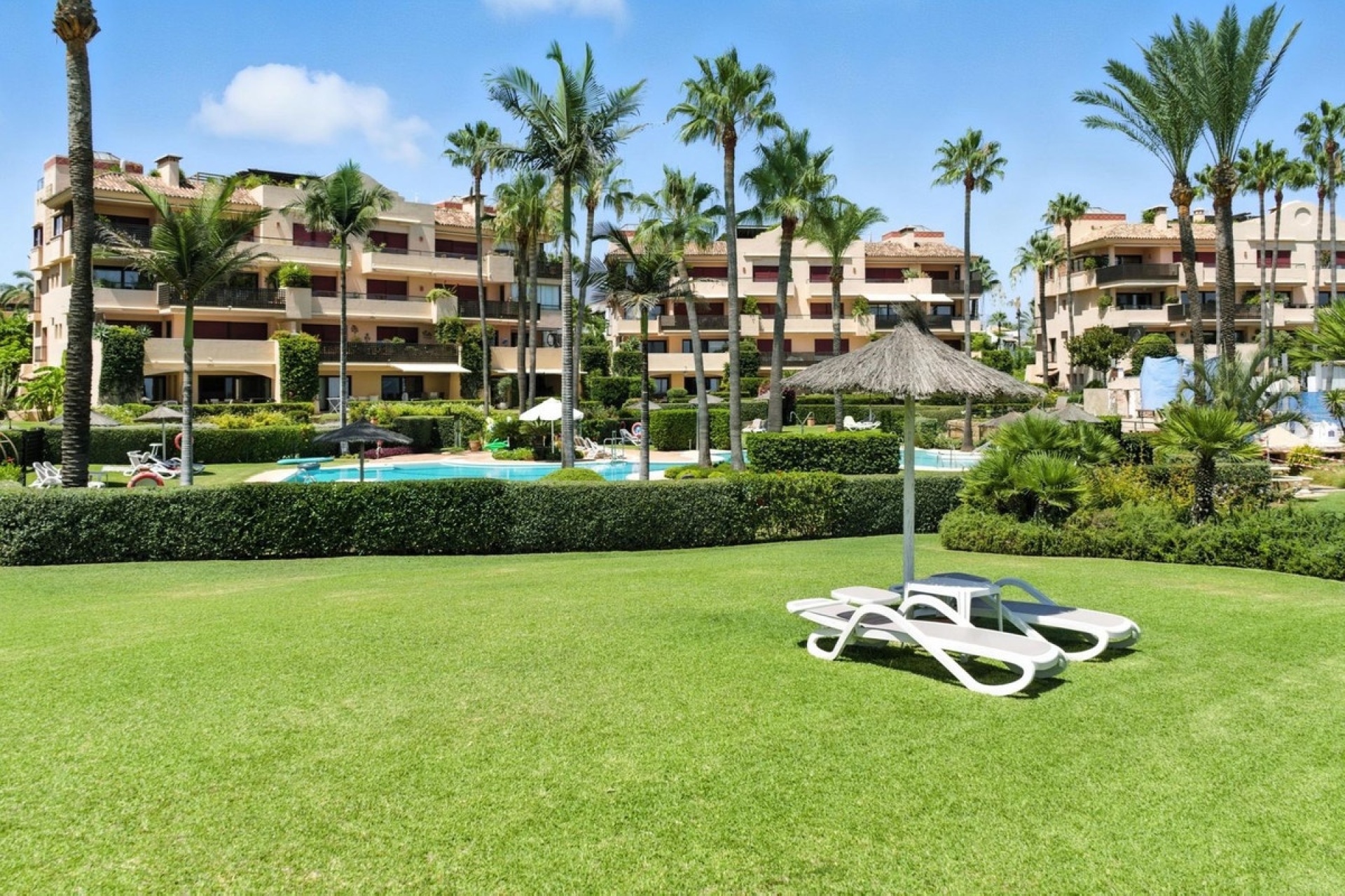 Wiederverkauf - apartment - Estepona - Costalita