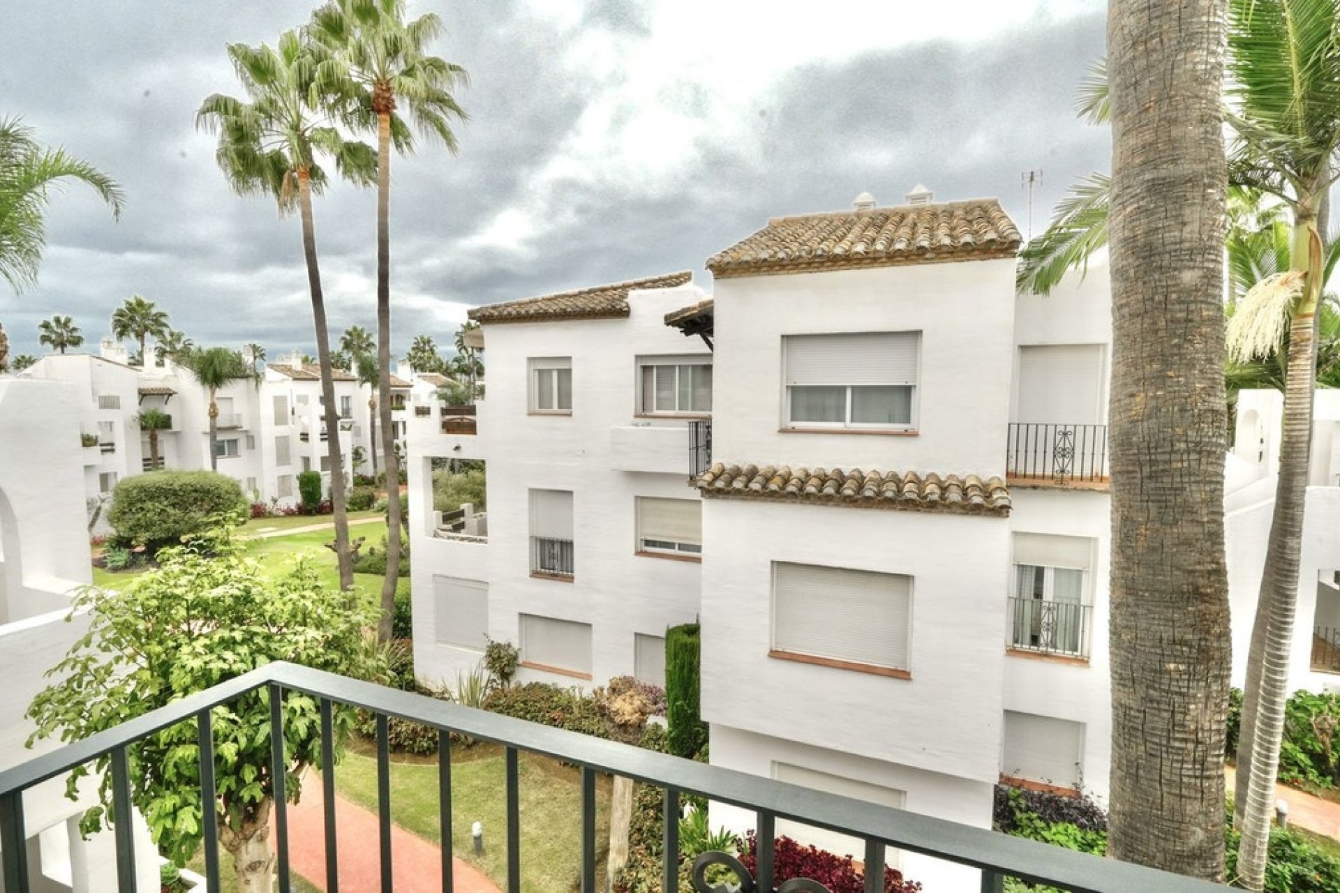 Wiederverkauf - apartment - Estepona - Costalita