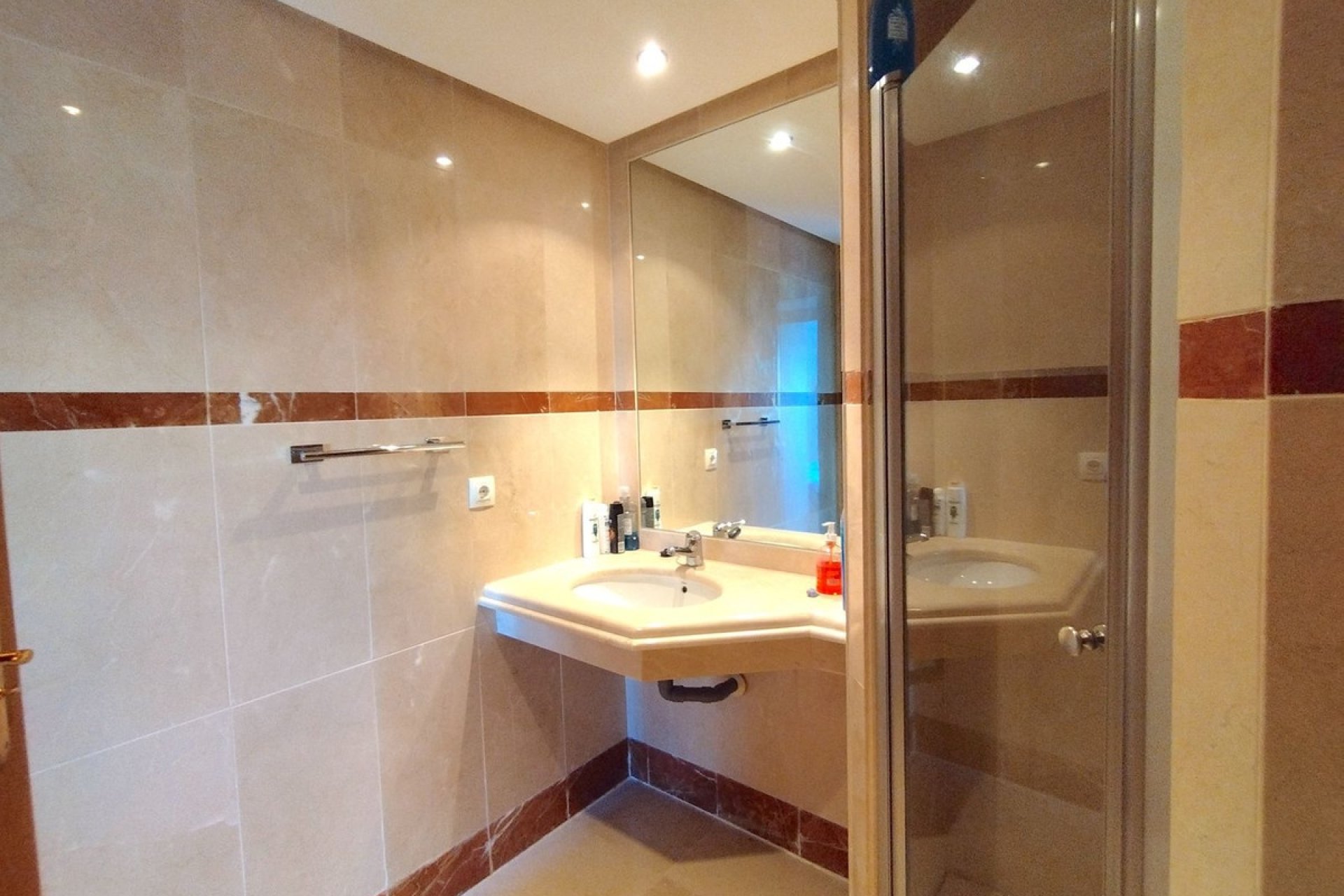 Wiederverkauf - apartment - Estepona - Costalita