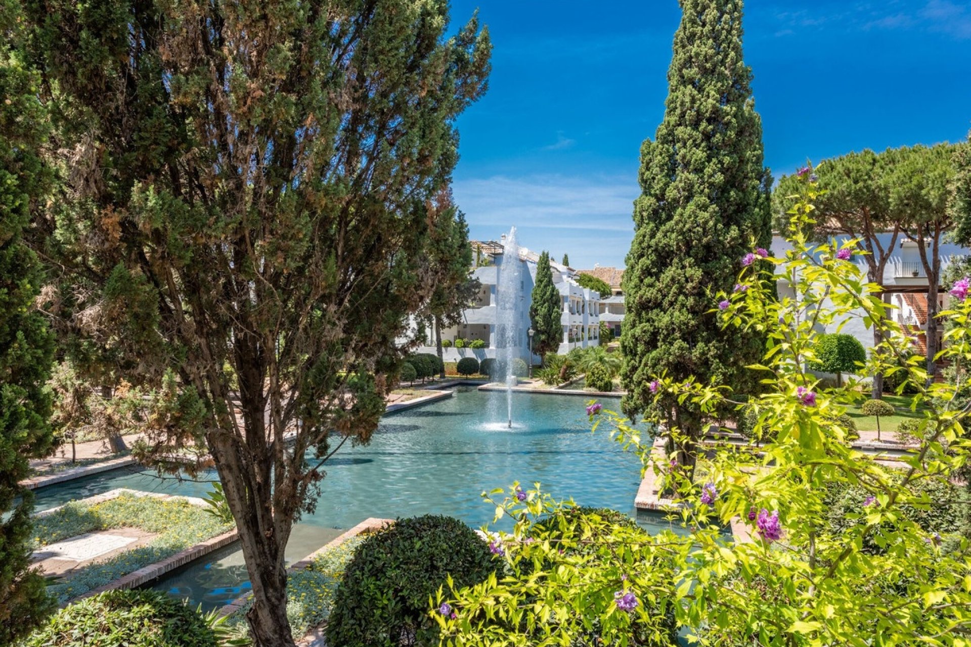 Wiederverkauf - apartment - Estepona - El Presidente