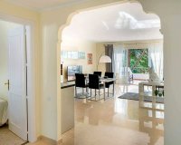 Wiederverkauf - apartment - Estepona - El Presidente