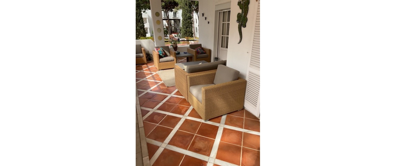 Wiederverkauf - apartment - Estepona - El Presidente