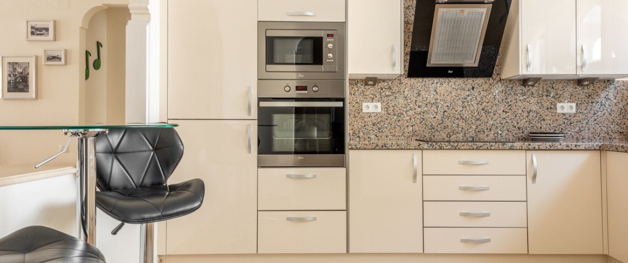 Wiederverkauf - apartment - Estepona - El Presidente