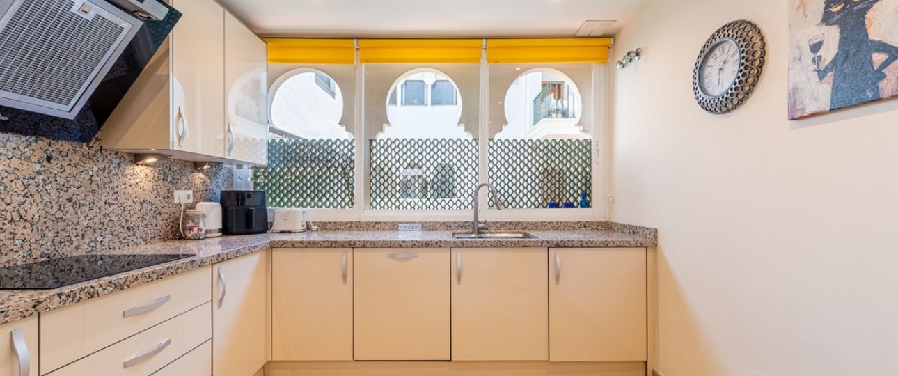 Wiederverkauf - apartment - Estepona - El Presidente