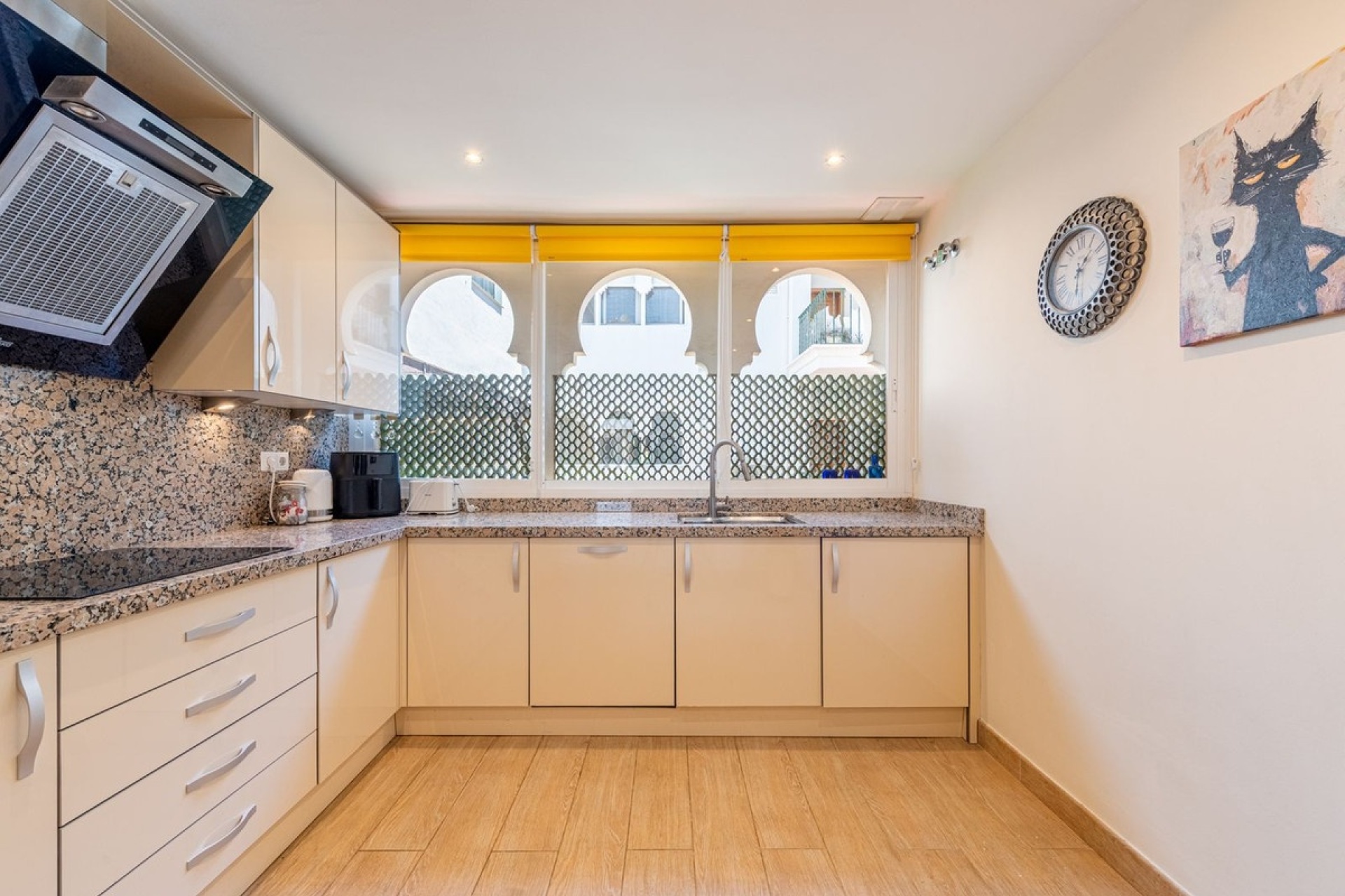 Wiederverkauf - apartment - Estepona - El Presidente