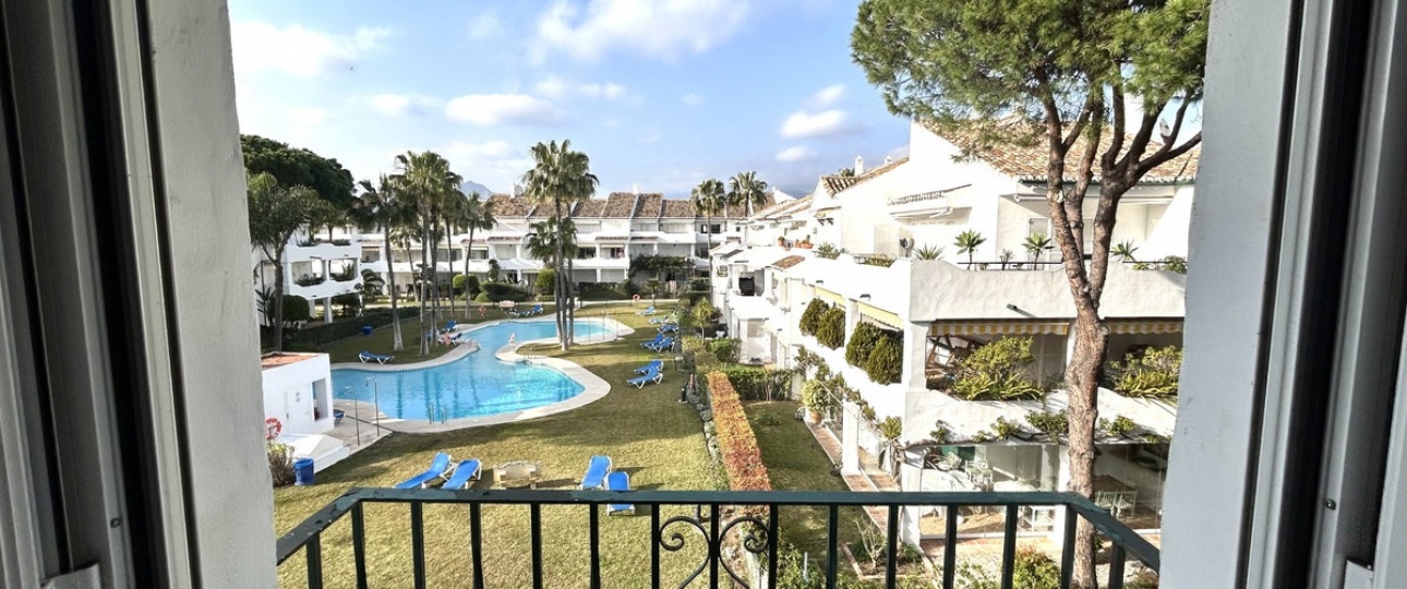Wiederverkauf - apartment - Estepona - El Presidente