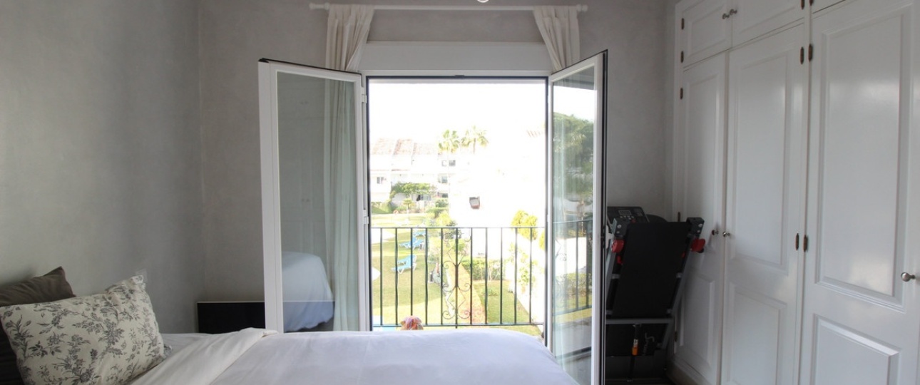 Wiederverkauf - apartment - Estepona - El Presidente