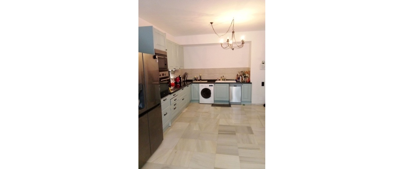 Wiederverkauf - apartment - Estepona - El Presidente