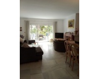 Wiederverkauf - apartment - Estepona - El Presidente