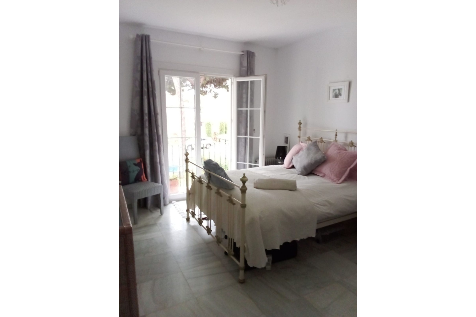 Wiederverkauf - apartment - Estepona - El Presidente
