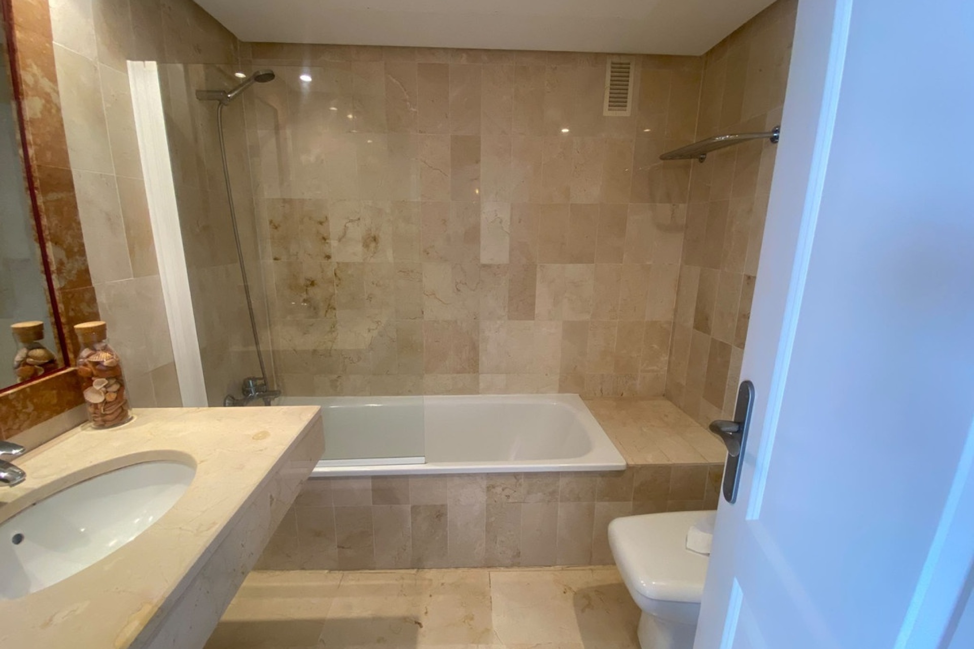 Wiederverkauf - apartment - Estepona - El Presidente
