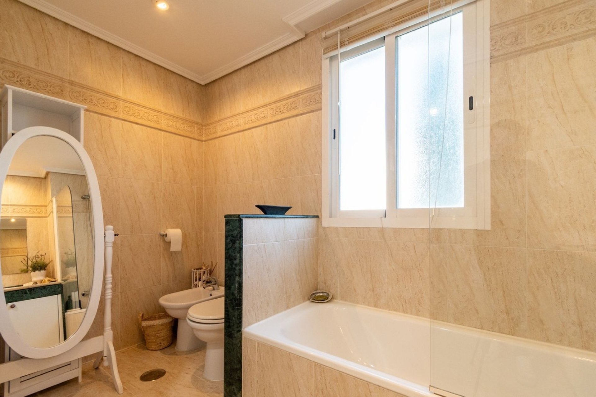 Wiederverkauf - apartment - Estepona - Estepona Centro