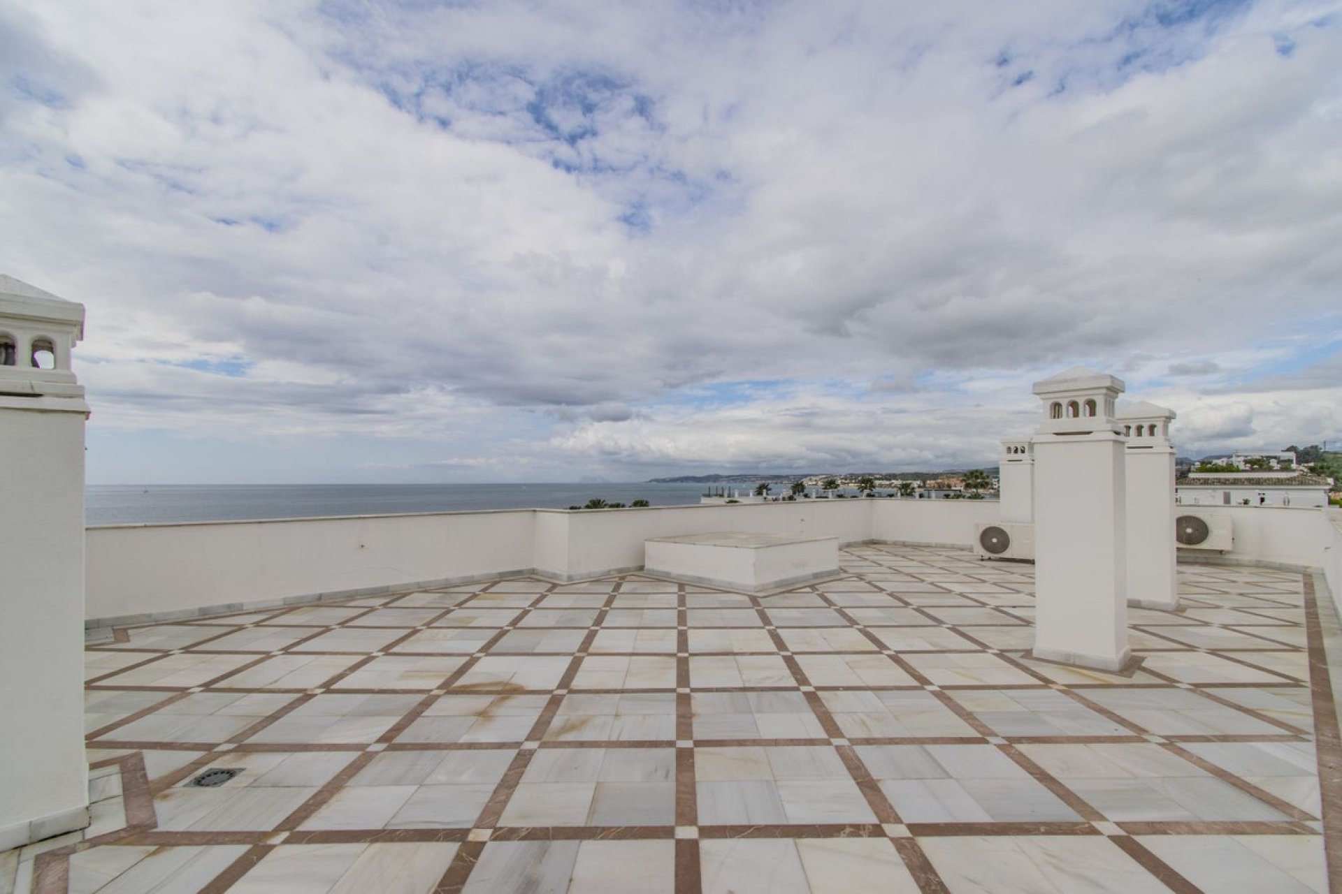Wiederverkauf - apartment - Estepona - Estepona Centro