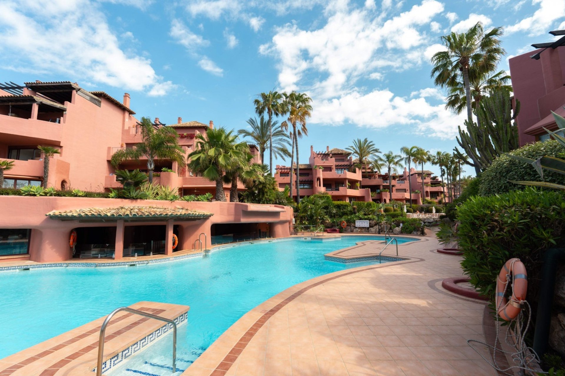 Wiederverkauf - apartment - Estepona - Estepona Centro