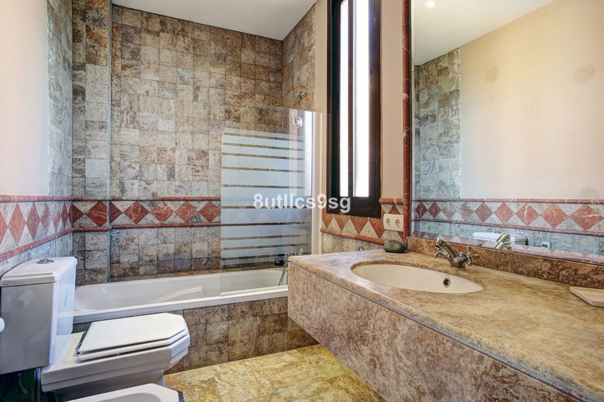 Wiederverkauf - apartment - Estepona - Estepona Centro