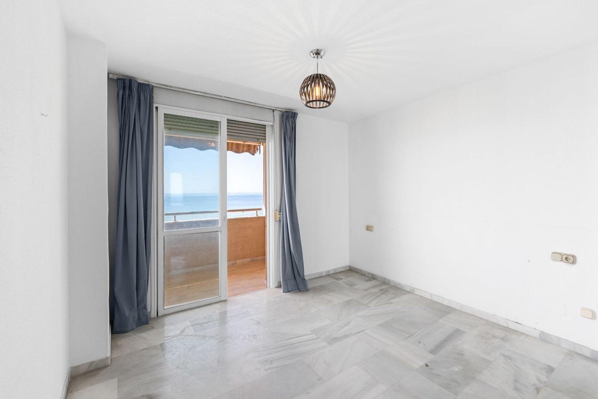 Wiederverkauf - apartment - Estepona - Estepona Centro