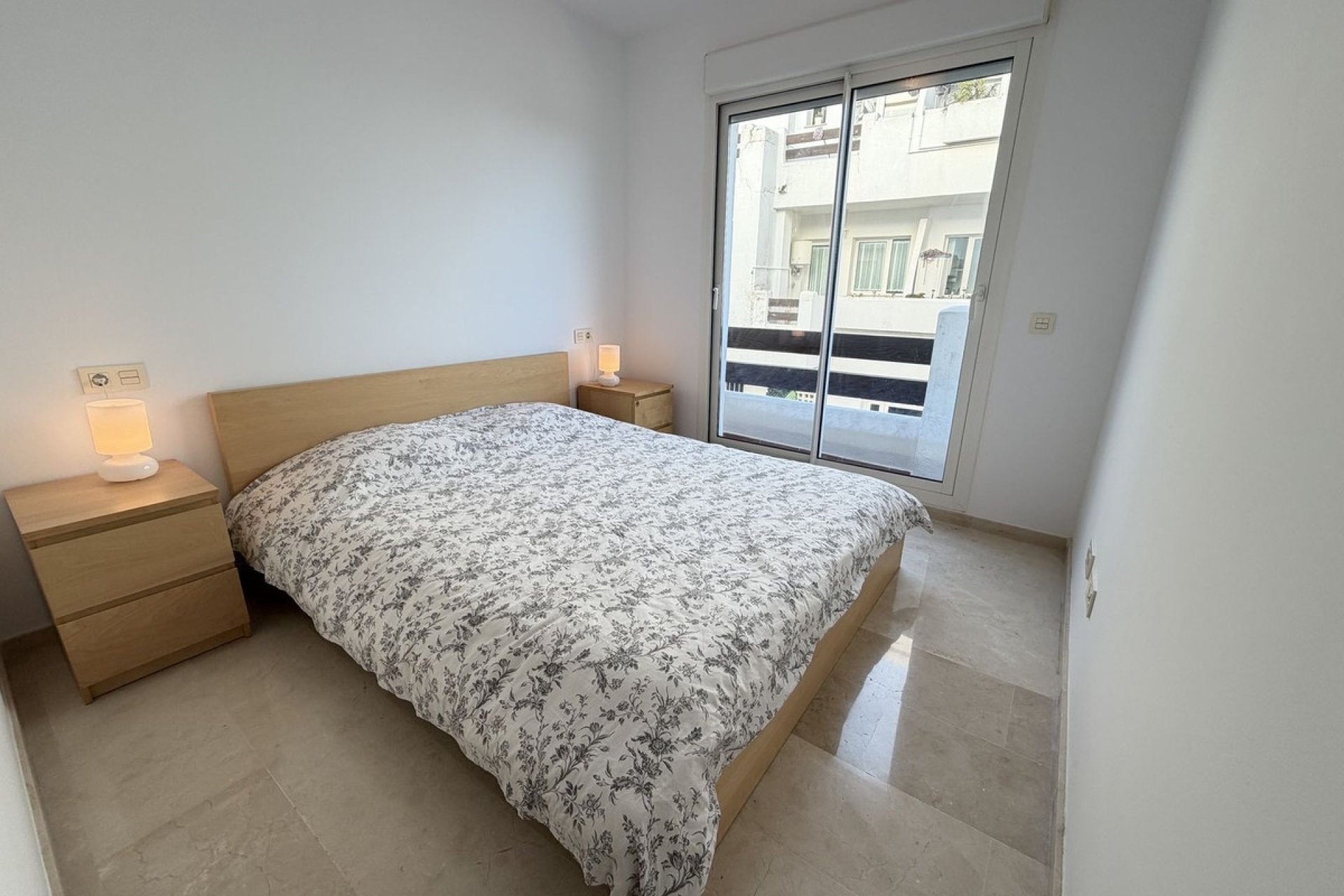 Wiederverkauf - apartment - Estepona - Estepona Centro