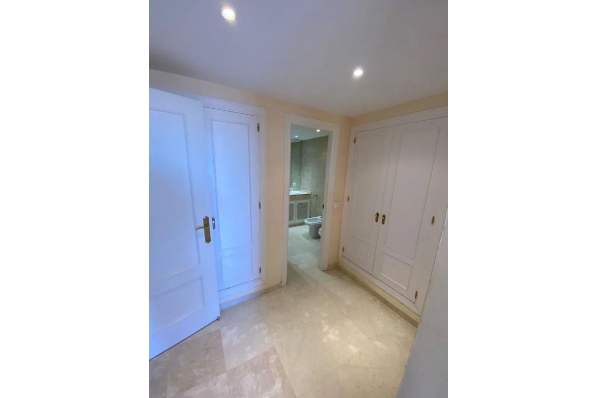 Wiederverkauf - apartment - Estepona - Estepona Centro