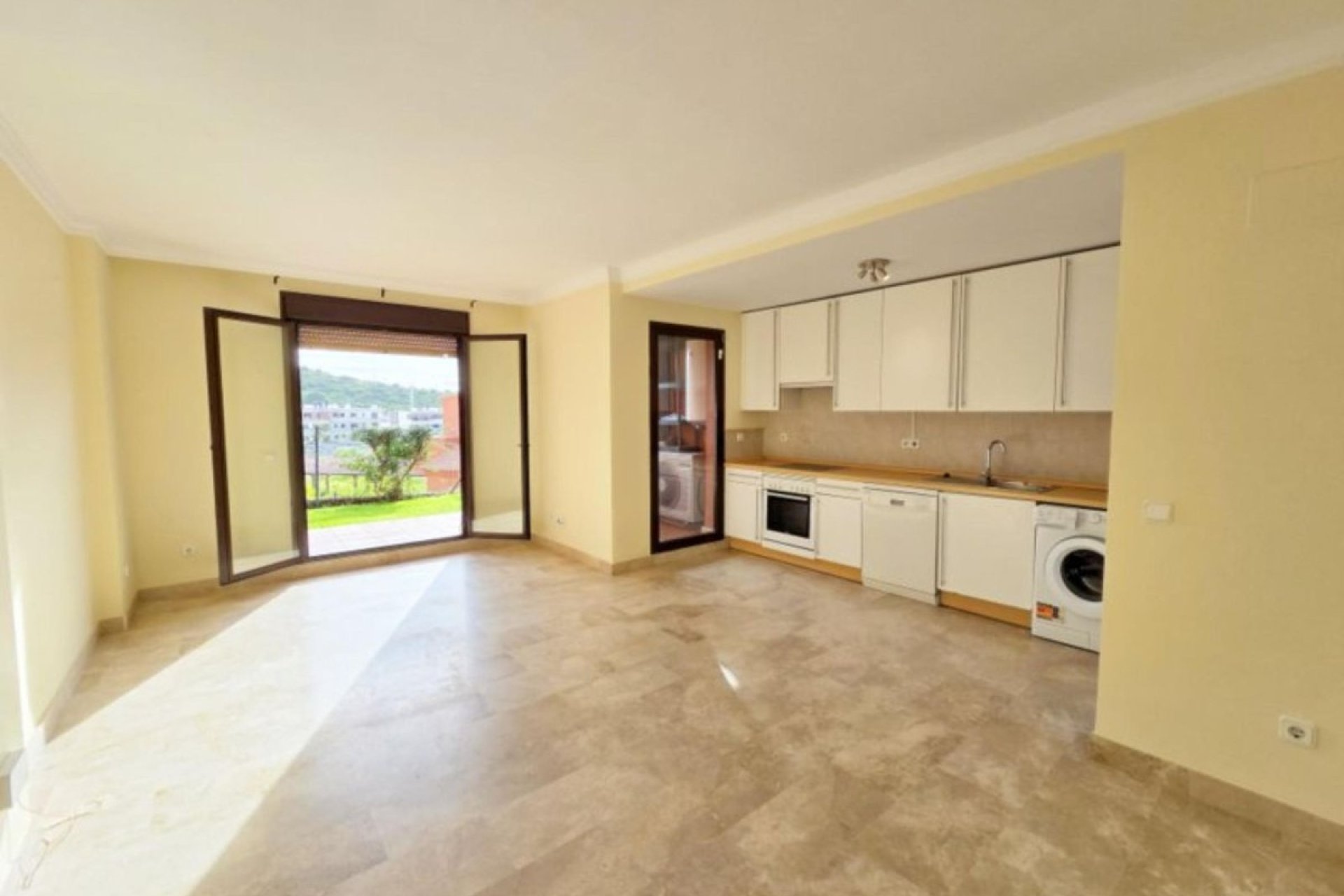 Wiederverkauf - apartment - Estepona - Estepona Centro