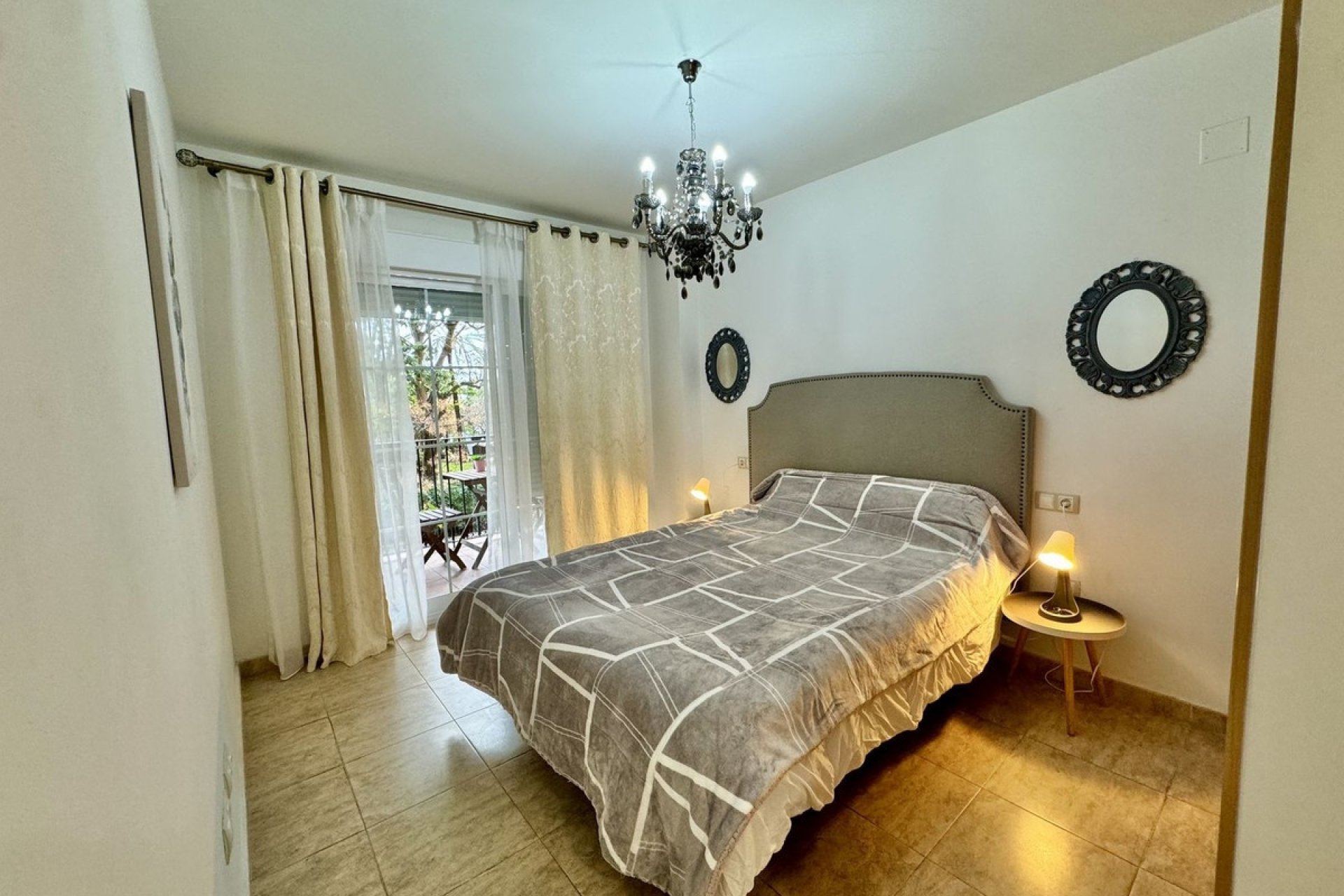 Wiederverkauf - apartment - Estepona - Estepona Centro