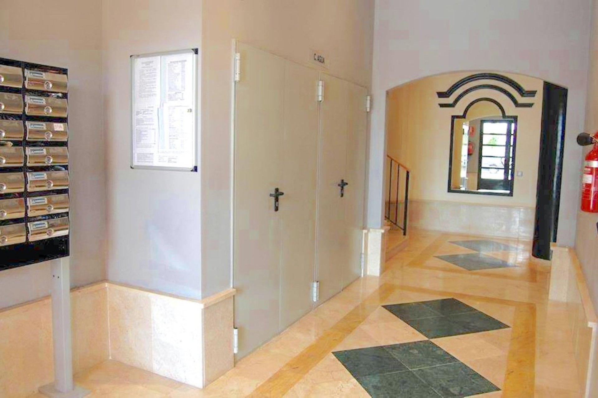 Wiederverkauf - apartment - Estepona - Estepona Centro