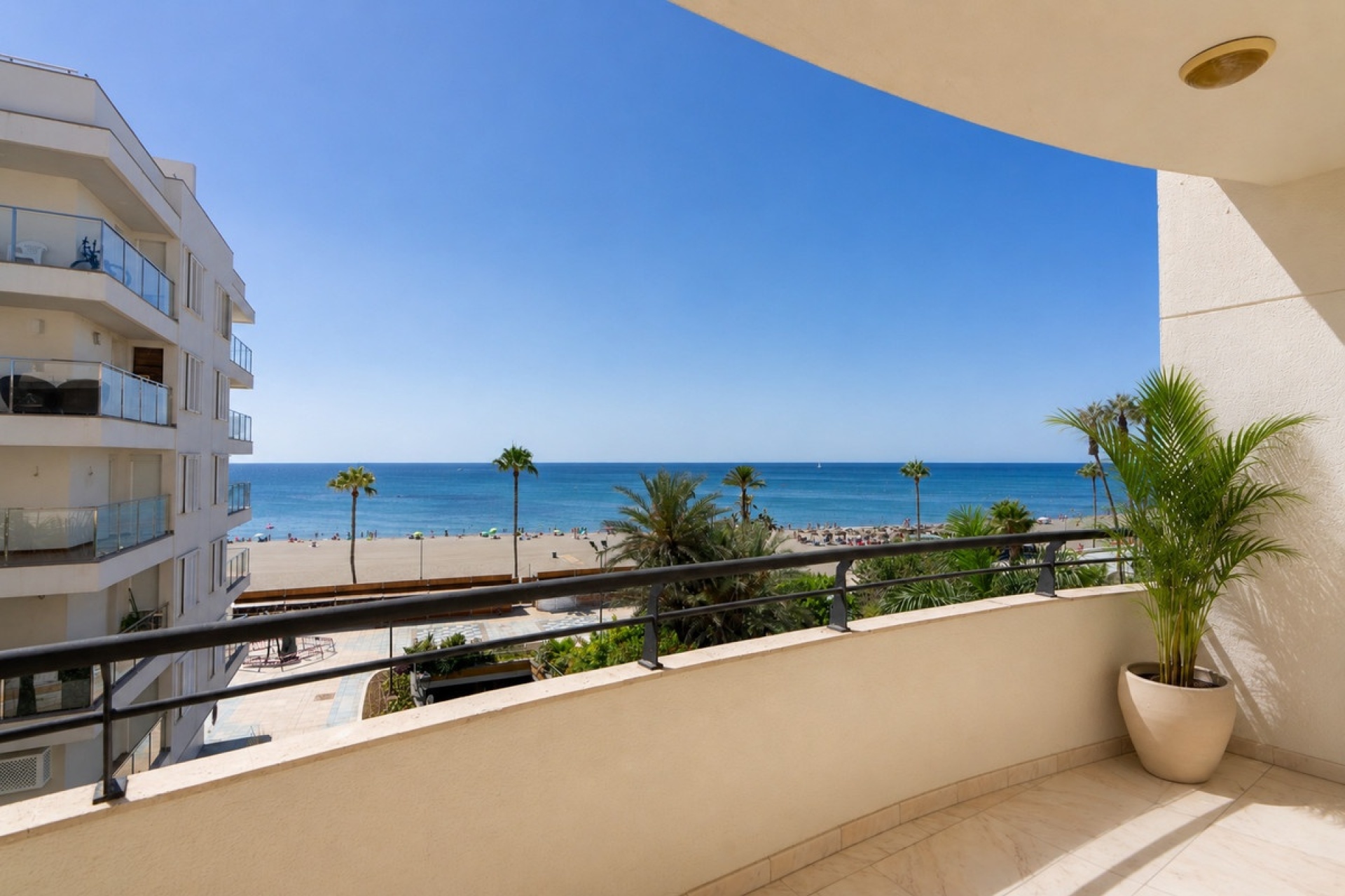 Wiederverkauf - apartment - Estepona - Estepona Centro