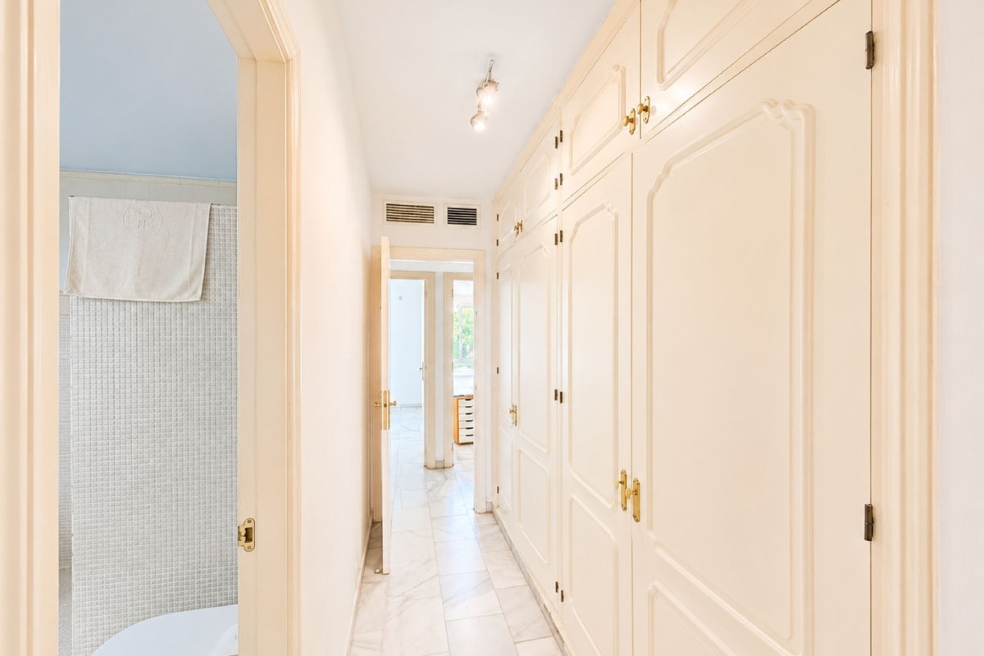 Wiederverkauf - apartment - Estepona - Estepona Centro