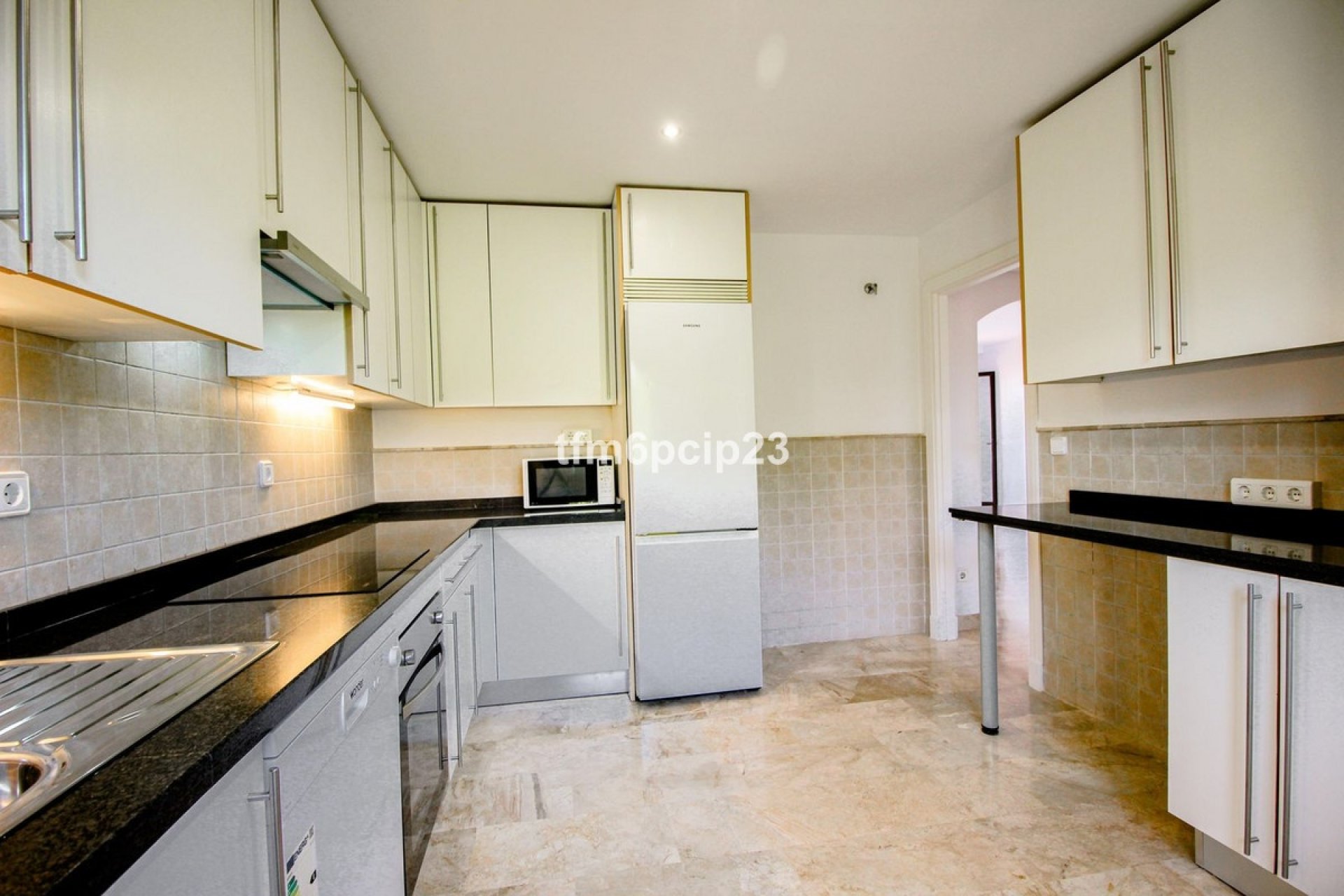 Wiederverkauf - apartment - Estepona - Estepona Centro