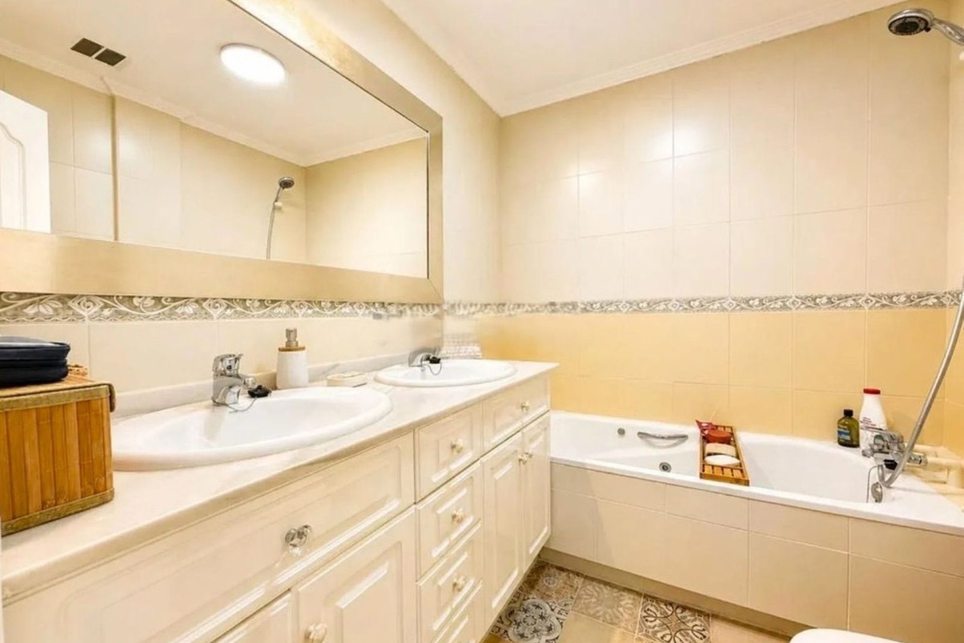 Wiederverkauf - apartment - Estepona - Estepona Centro