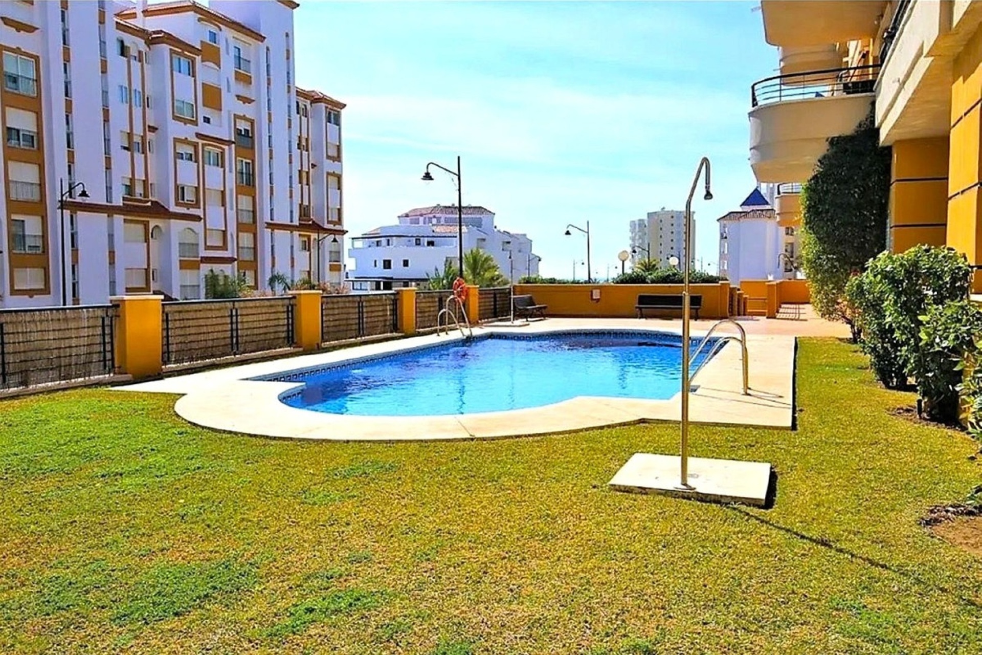 Wiederverkauf - apartment - Estepona - Estepona Centro