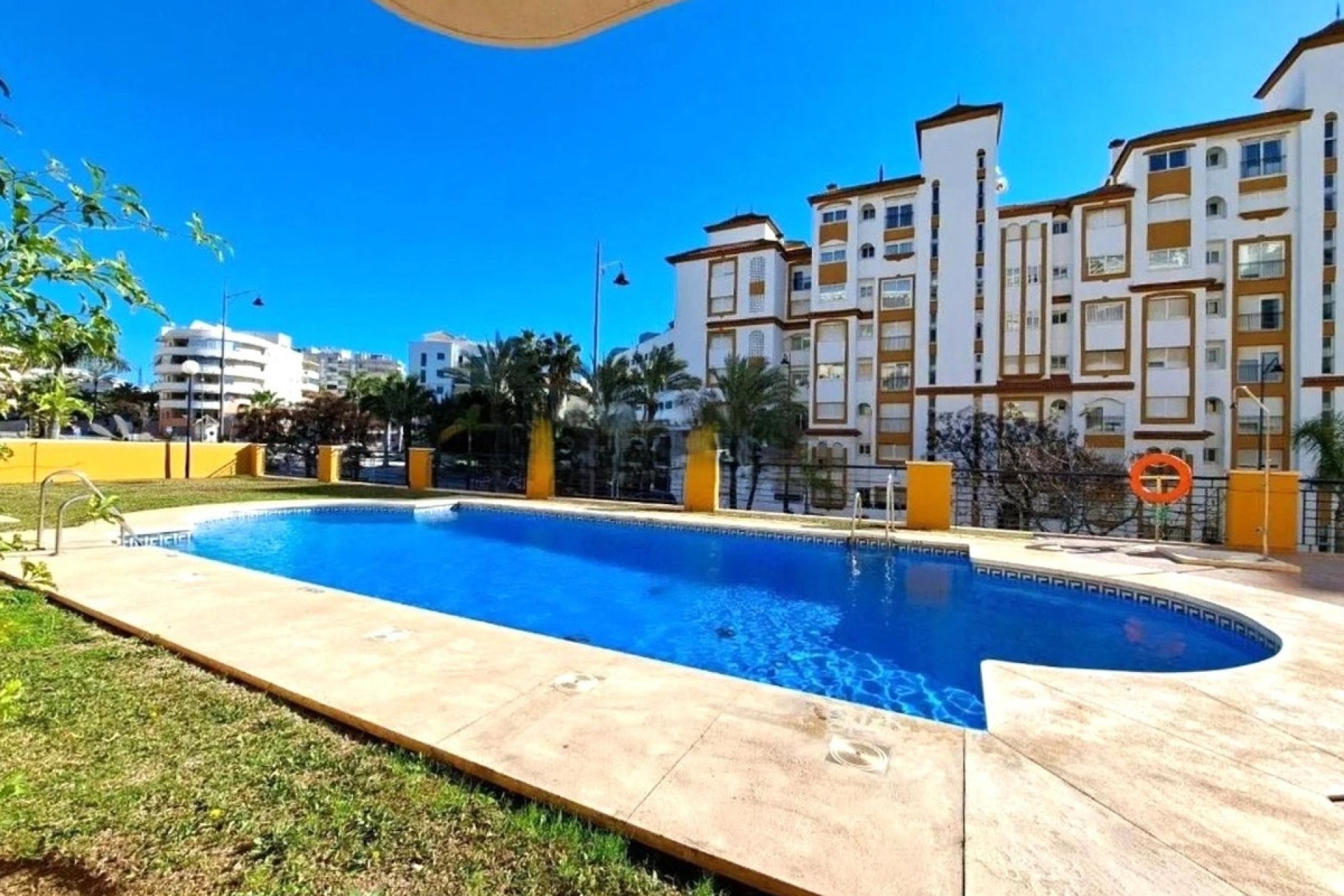 Wiederverkauf - apartment - Estepona - Estepona Centro