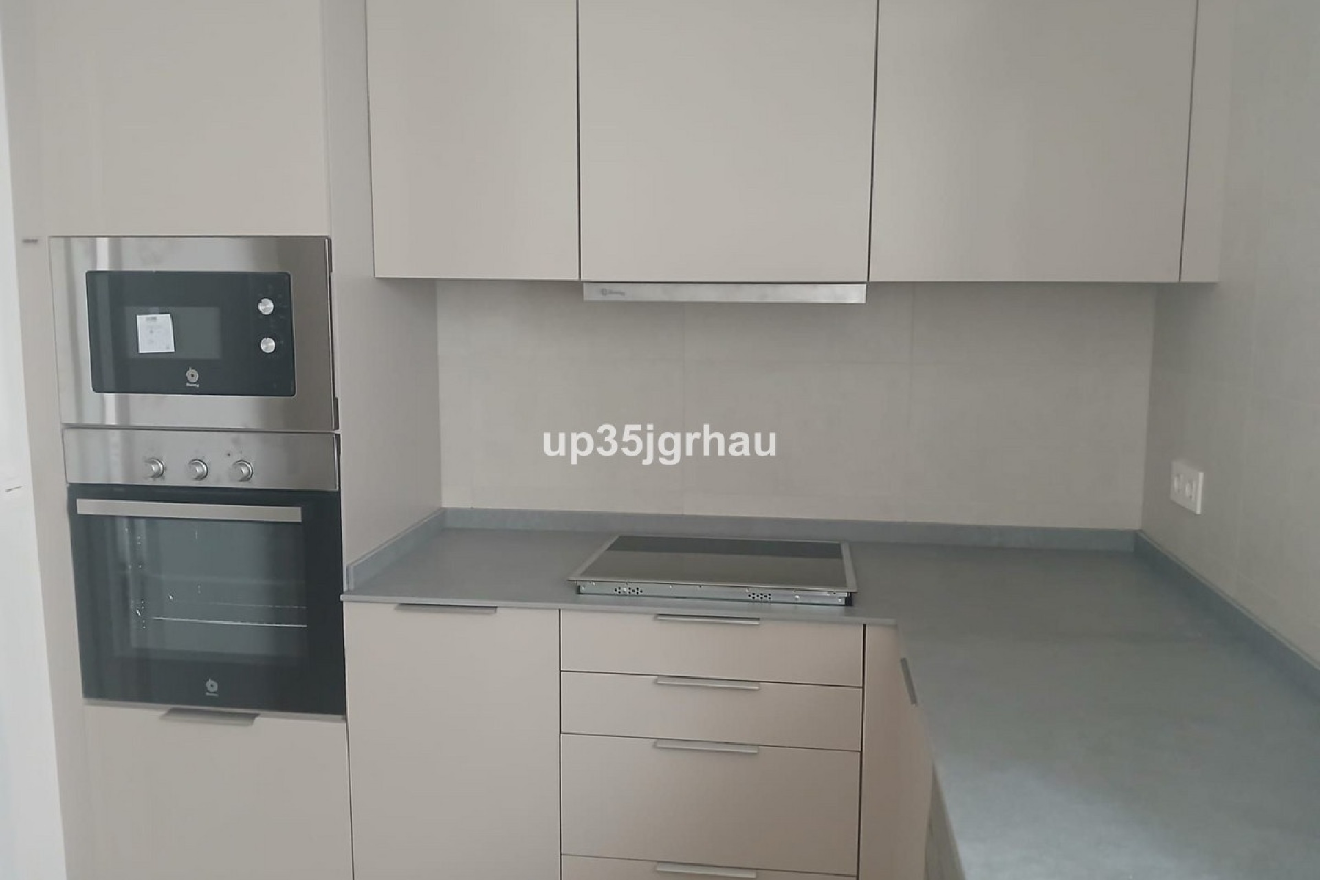 Wiederverkauf - apartment - Estepona - Estepona Centro