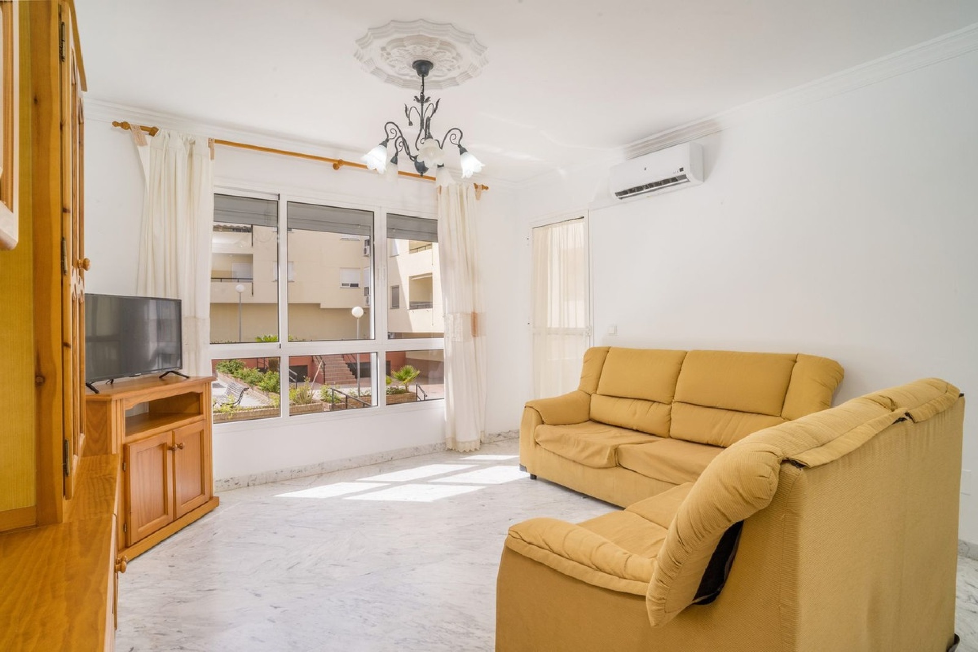 Wiederverkauf - apartment - Estepona - Estepona Centro
