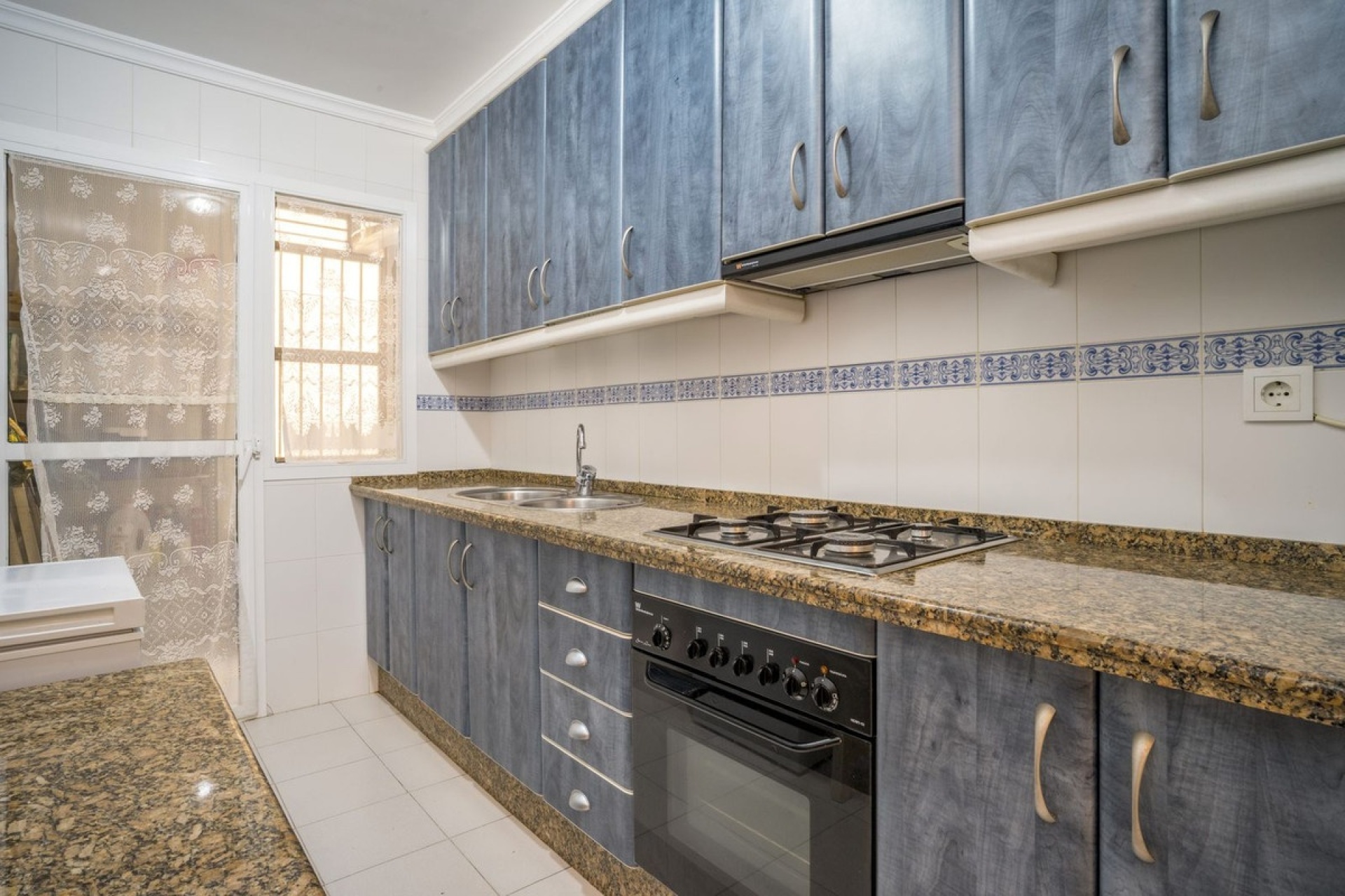 Wiederverkauf - apartment - Estepona - Estepona Centro