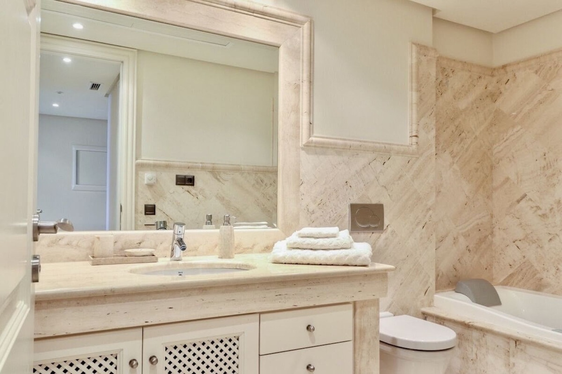 Wiederverkauf - apartment - Estepona - Estepona Centro