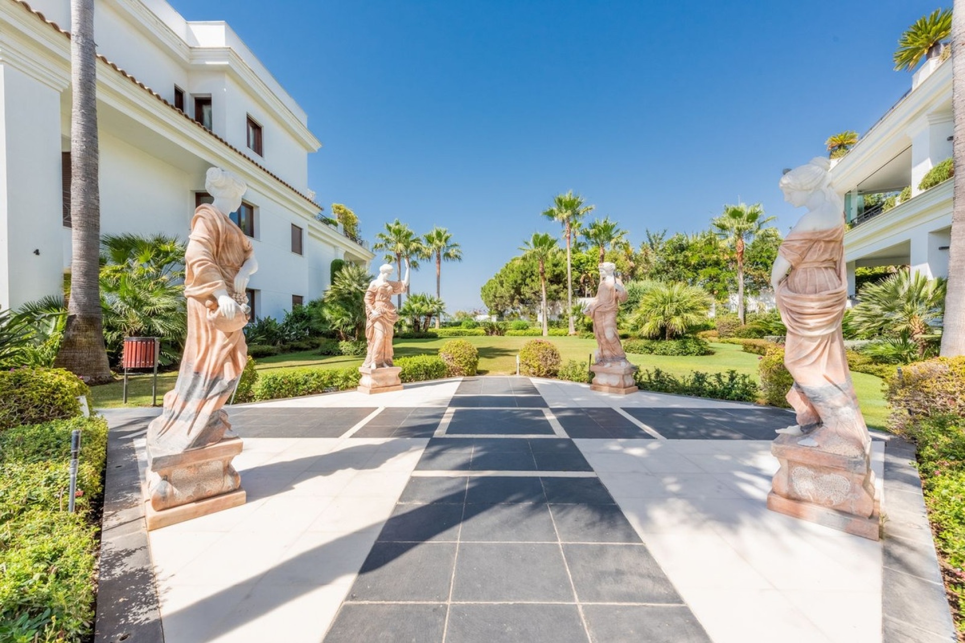 Wiederverkauf - apartment - Estepona - Estepona Centro
